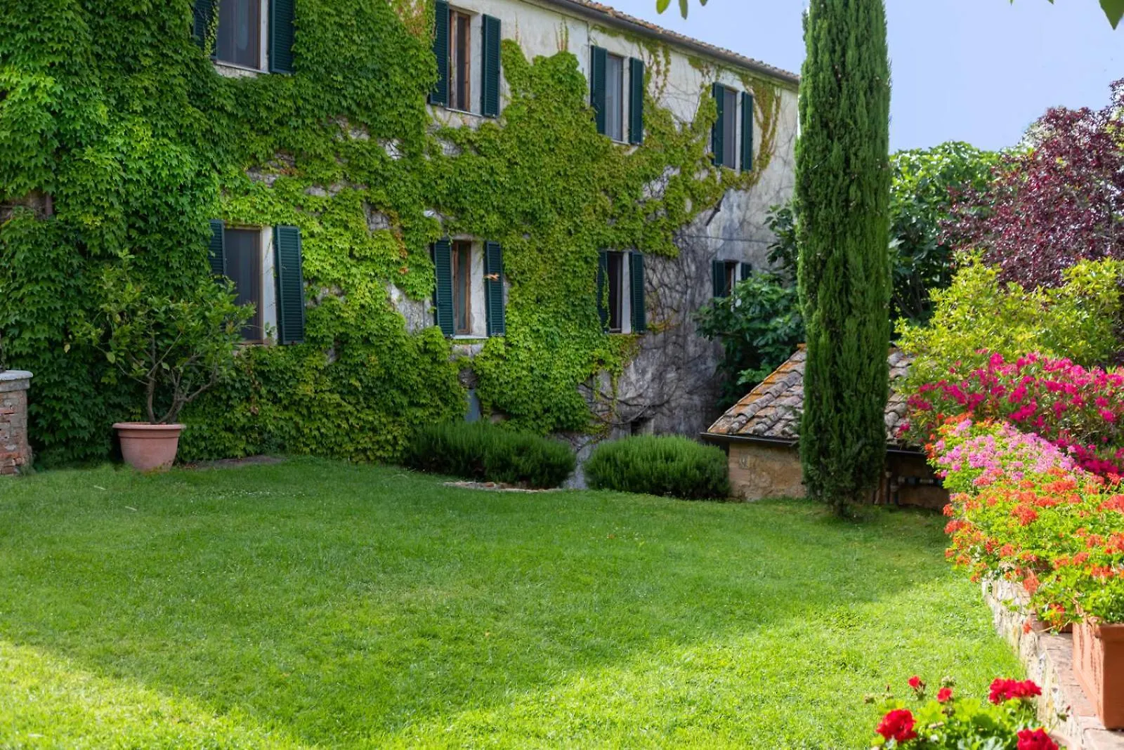 Farm stay La Palazzina Villa Murlo Italy